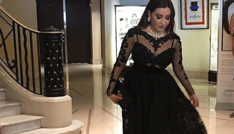 لطيفة تفاجئ جمهورها من مهرجان كان